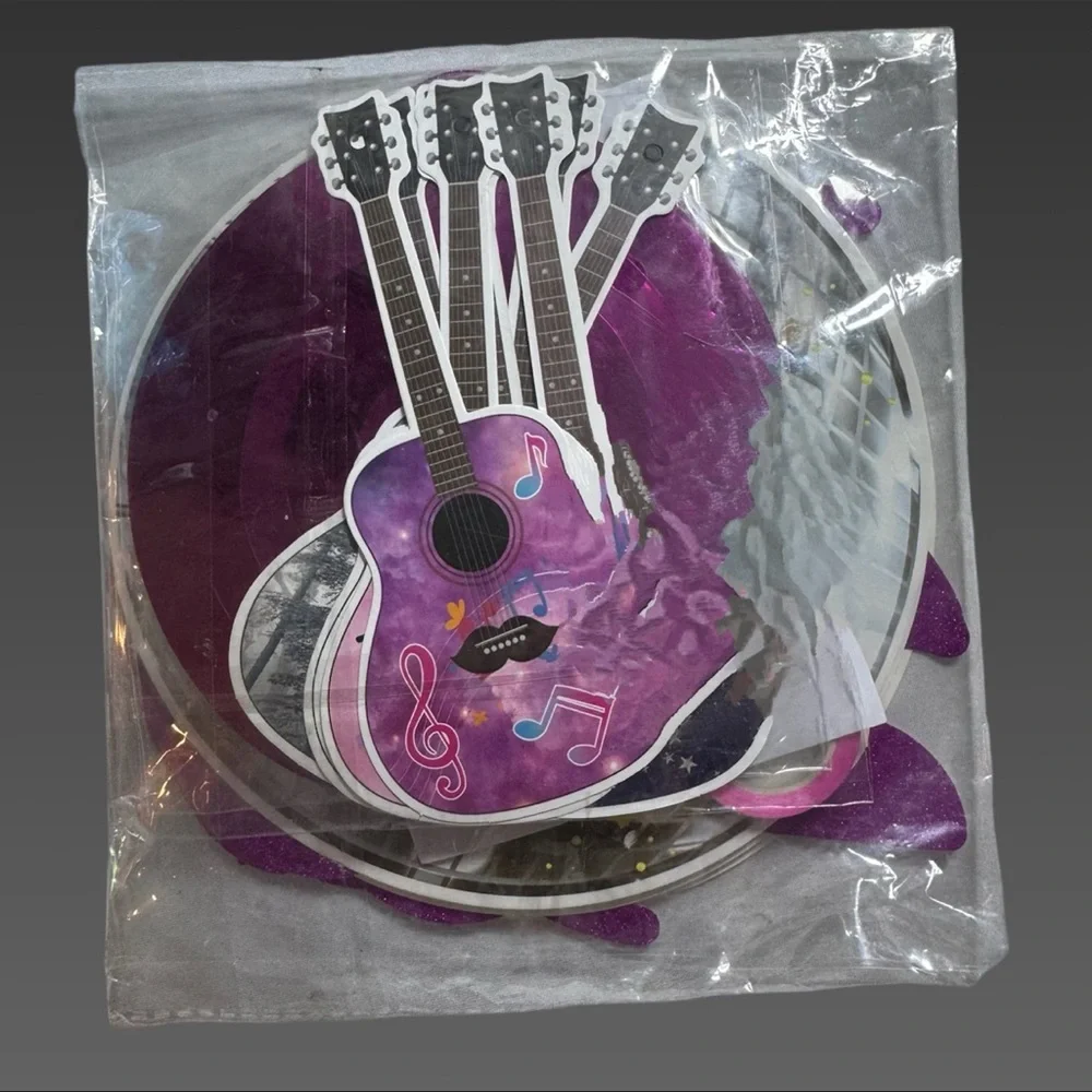 NWT Taylor Swift Party Supplies‎